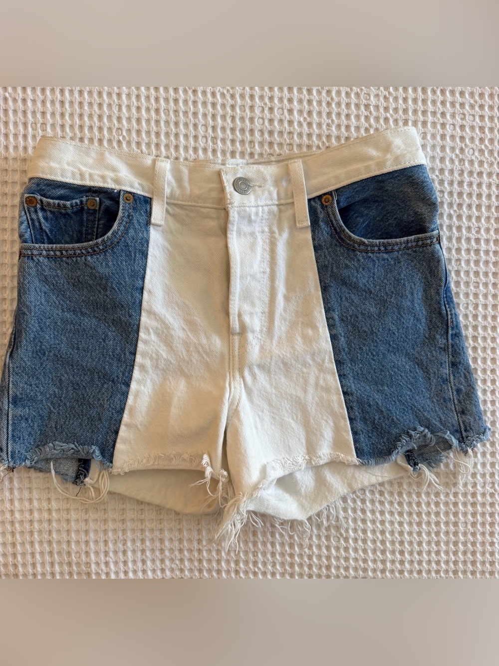 Levi’s Two-Tone Denim & White Button Fly Wedgie Shorts